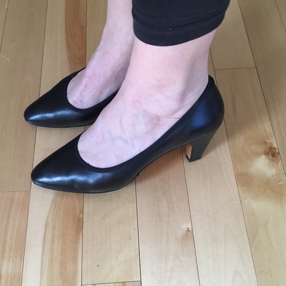 Accessoire Diffusion Paris black pumps 38.5 EU - Picture 1 of 4